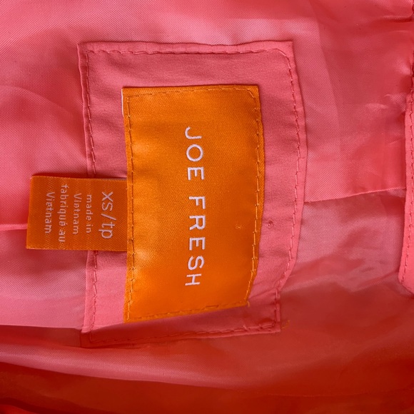 Pink Puffer Jacket! Size XS, Joe Fresh Brand. - Picture 6 of 8